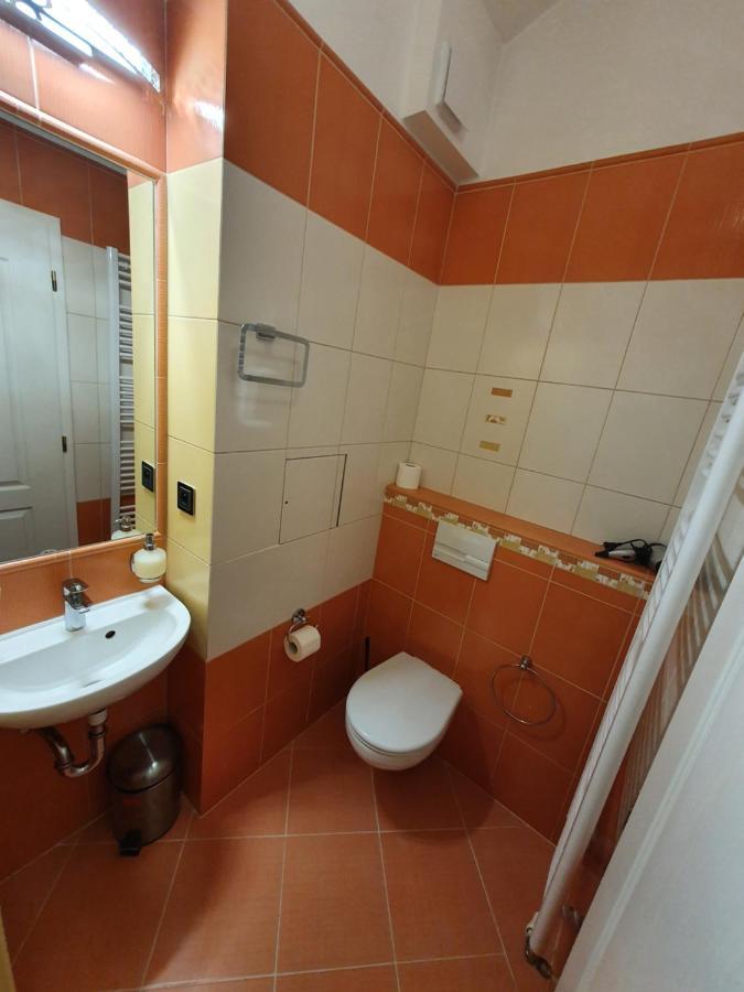 Evergreen Apartments Hotel Karlovy Vary Luaran gambar