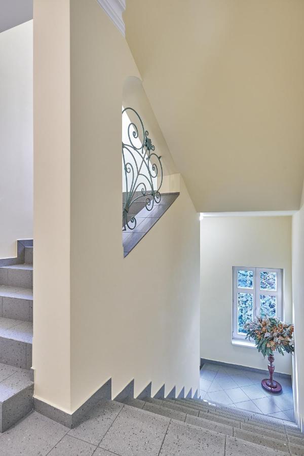 Evergreen Apartments Hotel Karlovy Vary Luaran gambar